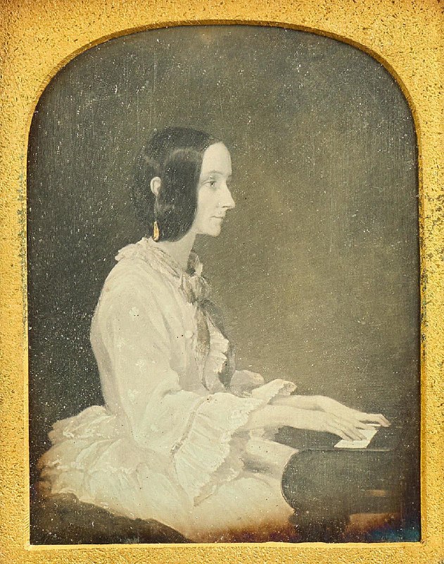 180 年前，当人类还在迷恋蒸汽机的力量时，诗人拜伦的女儿阿达已经写下了世界上第一段计算机程序