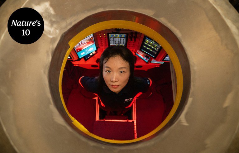 九千米深海：科学家发现地球上最深动物生态系统海洋最深处仍有生命存在吗？中国科学家孟冉杜在"奋斗者"号载人潜水器中，于日本东北部的千岛-堪察加海沟底部，发现了地球上已知最深处的动物生态系统